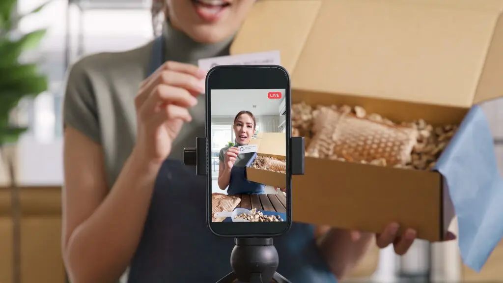A creator selling live on a phone stream